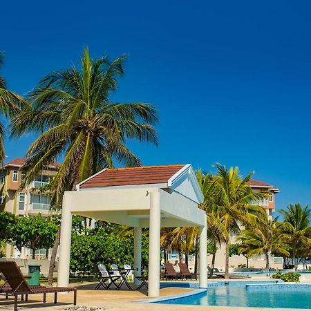 Whispering Seas Oceanfront Suite أوشو ريوس المظهر الخارجي الصورة